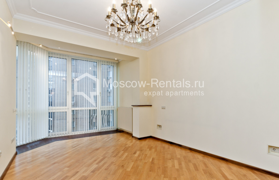 Photo #1 6-room (5 BR) apartment for <a href="http://moscow-rentals.ru/en/articles/long-term-rent" target="_blank">a long-term</a> rent
 in Russia, Moscow, Zoologicheskaya str, 30 С 2