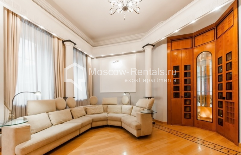 Photo #4 5-room (4 BR) apartment for <a href="http://moscow-rentals.ru/en/articles/long-term-rent" target="_blank">a long-term</a> rent
 in Russia, Moscow, Bolshoi Kharitonievsky lane, 14