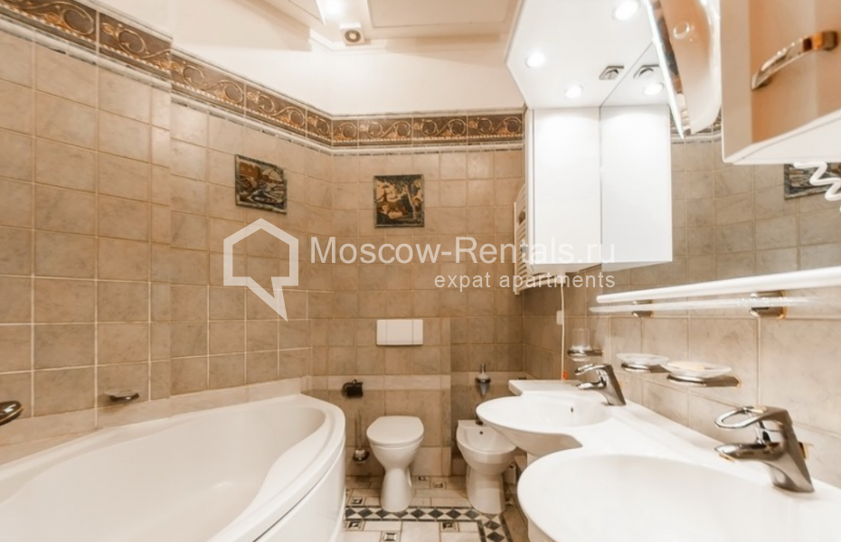 Photo #25 5-room (4 BR) apartment for <a href="http://moscow-rentals.ru/en/articles/long-term-rent" target="_blank">a long-term</a> rent
 in Russia, Moscow, Bolshoi Kharitonievsky lane, 14