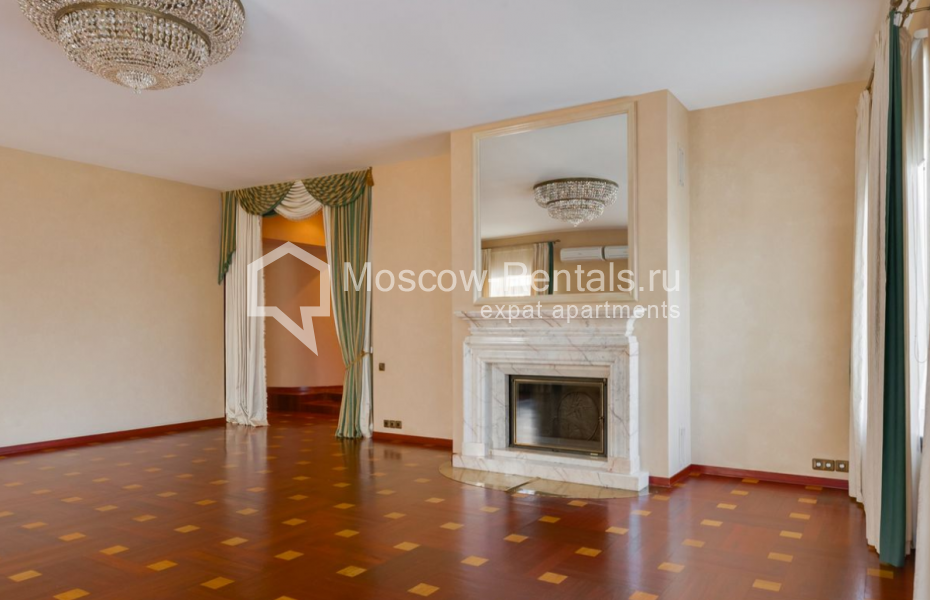 Photo #3 5-room (4 BR) apartment for <a href="http://moscow-rentals.ru/en/articles/long-term-rent" target="_blank">a long-term</a> rent
 in Russia, Moscow, Ostozhenka str, 7 С 1