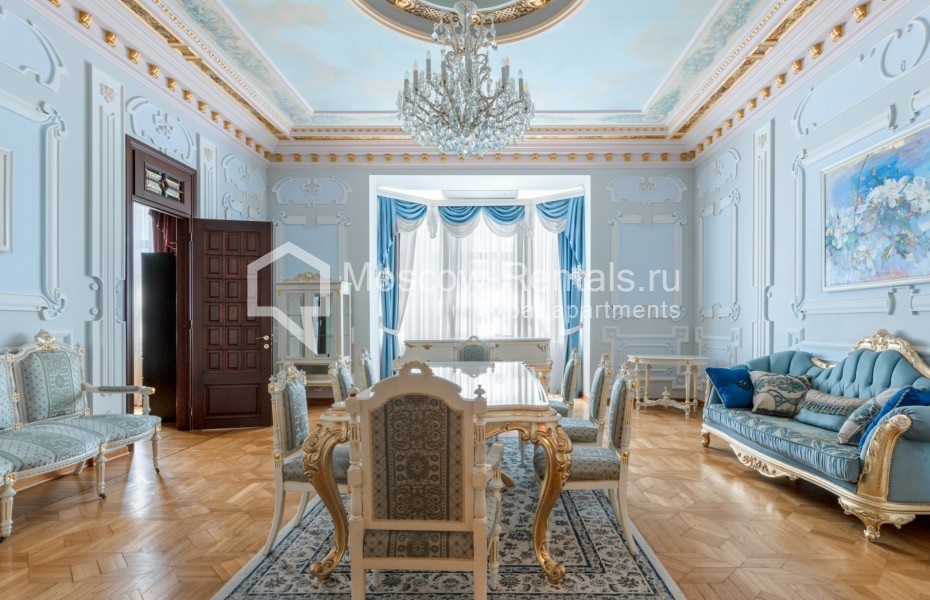 Photo #2 7-room (6 BR) apartment for <a href="http://moscow-rentals.ru/en/articles/long-term-rent" target="_blank">a long-term</a> rent
 in Russia, Moscow, Povarskaya str, 20