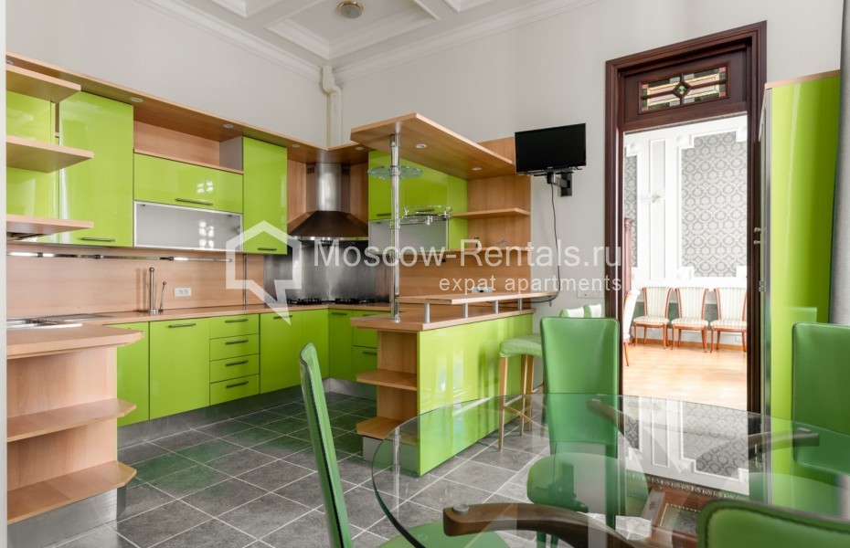 Photo #6 7-room (6 BR) apartment for <a href="http://moscow-rentals.ru/en/articles/long-term-rent" target="_blank">a long-term</a> rent
 in Russia, Moscow, Povarskaya str, 20