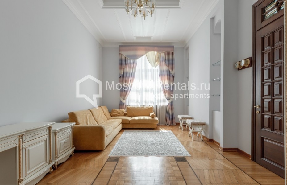 Photo #18 7-room (6 BR) apartment for <a href="http://moscow-rentals.ru/en/articles/long-term-rent" target="_blank">a long-term</a> rent
 in Russia, Moscow, Povarskaya str, 20