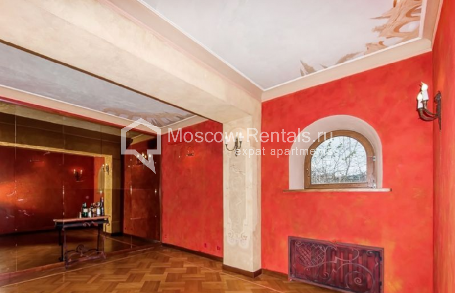 Photo #30 7-room (6 BR) apartment for <a href="http://moscow-rentals.ru/en/articles/long-term-rent" target="_blank">a long-term</a> rent
 in Russia, Moscow, Yakovoapostolskyi lane, 9 С 2