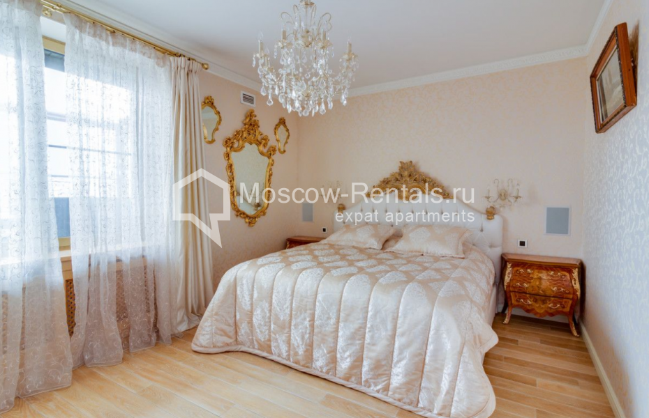 Photo #6 4-room (3 BR) apartment for <a href="http://moscow-rentals.ru/en/articles/long-term-rent" target="_blank">a long-term</a> rent
 in Russia, Moscow, Sadovaya-Kudrinskaya str, 8-10-12