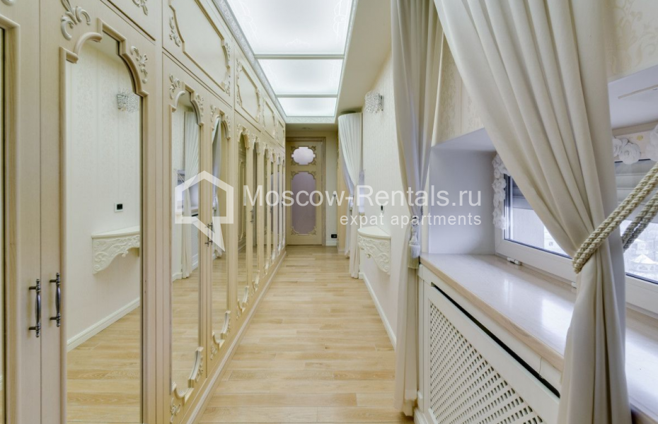 Photo #19 4-room (3 BR) apartment for <a href="http://moscow-rentals.ru/en/articles/long-term-rent" target="_blank">a long-term</a> rent
 in Russia, Moscow, Sadovaya-Kudrinskaya str, 8-10-12