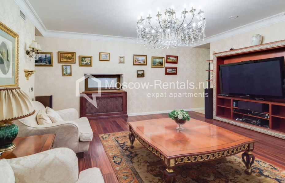 Photo #2 4-room (3 BR) apartment for <a href="http://moscow-rentals.ru/en/articles/long-term-rent" target="_blank">a long-term</a> rent
 in Russia, Moscow, Sadovaya-Kudrinskaya str, 8-10-12