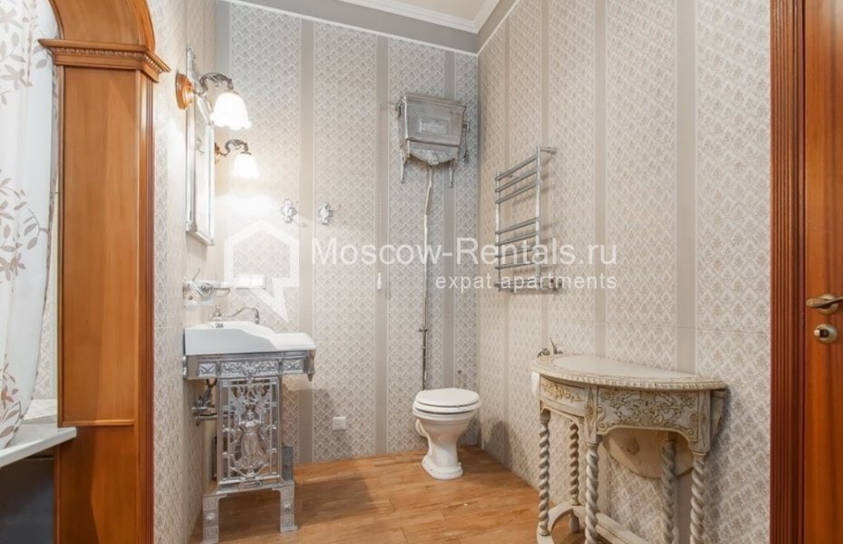 Photo #9 4-room (3 BR) apartment for <a href="http://moscow-rentals.ru/en/articles/long-term-rent" target="_blank">a long-term</a> rent
 in Russia, Moscow, Pyatnitskaya str, 57 С 2