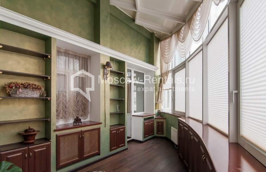 Photo #2 4-room (3 BR) apartment for <a href="http://moscow-rentals.ru/en/articles/long-term-rent" target="_blank">a long-term</a> rent
 in Russia, Moscow, Pyatnitskaya str, 57 С 2