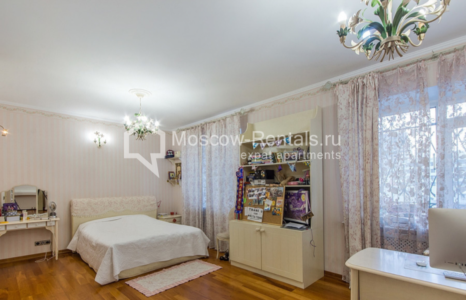 Photo #9 6-room (5 BR) apartment for <a href="http://moscow-rentals.ru/en/articles/long-term-rent" target="_blank">a long-term</a> rent
 in Russia, Moscow, 1st Basmannyi lane, 5/20 С 2