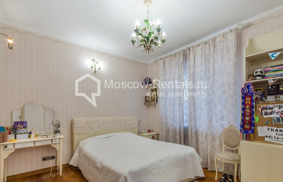 Photo #8 6-room (5 BR) apartment for <a href="http://moscow-rentals.ru/en/articles/long-term-rent" target="_blank">a long-term</a> rent
 in Russia, Moscow, 1st Basmannyi lane, 5/20 С 2
