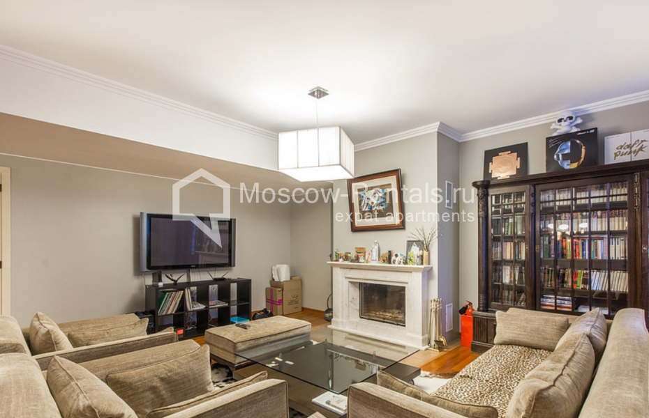 Photo #3 6-room (5 BR) apartment for <a href="http://moscow-rentals.ru/en/articles/long-term-rent" target="_blank">a long-term</a> rent
 in Russia, Moscow, 1st Basmannyi lane, 5/20 С 2