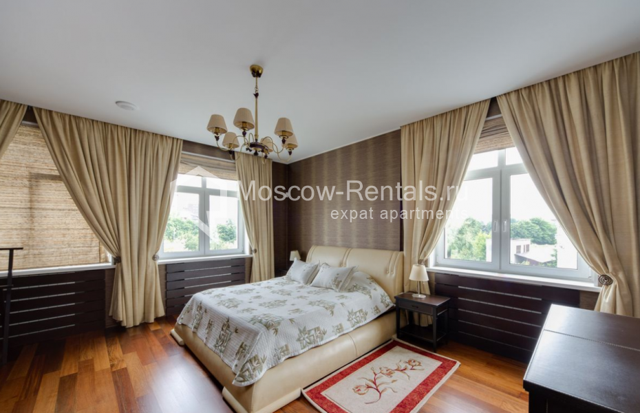 Photo #6 3-room (2 BR) apartment for <a href="http://moscow-rentals.ru/en/articles/long-term-rent" target="_blank">a long-term</a> rent
 in Russia, Moscow, Troitskaya str,  5
