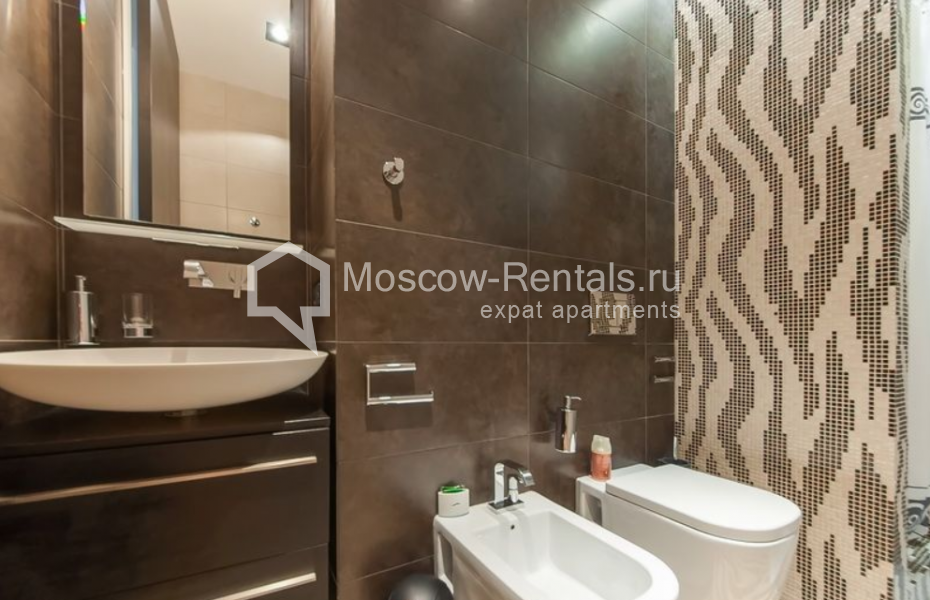 Photo #21 3-room (2 BR) apartment for <a href="http://moscow-rentals.ru/en/articles/long-term-rent" target="_blank">a long-term</a> rent
 in Russia, Moscow, Maly Sukharevsky lane,  7