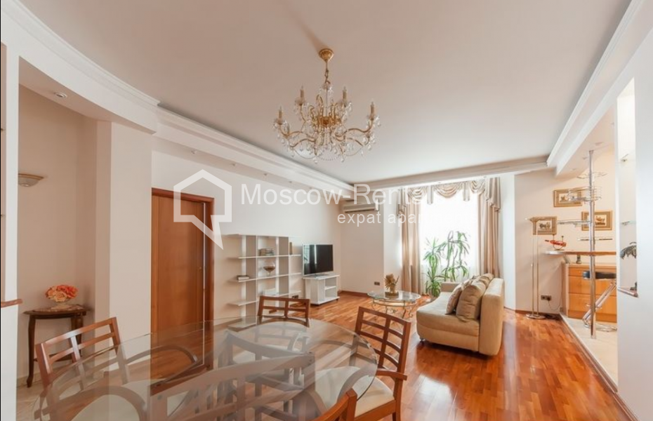 Photo #2 4-room (3 BR) apartment for <a href="http://moscow-rentals.ru/en/articles/long-term-rent" target="_blank">a long-term</a> rent
 in Russia, Moscow, Malaya Ordynka str, 3