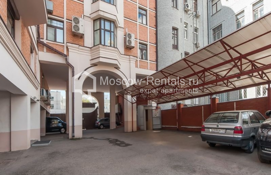 Photo #24 4-room (3 BR) apartment for <a href="http://moscow-rentals.ru/en/articles/long-term-rent" target="_blank">a long-term</a> rent
 in Russia, Moscow, Malaya Ordynka str, 3