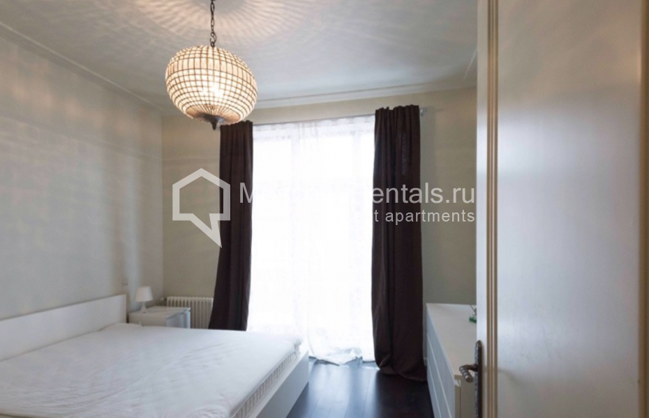 Photo #13 4-room (3 BR) apartment for <a href="http://moscow-rentals.ru/en/articles/long-term-rent" target="_blank">a long-term</a> rent
 in Russia, Moscow, 1st Goncharnyi lane, 7