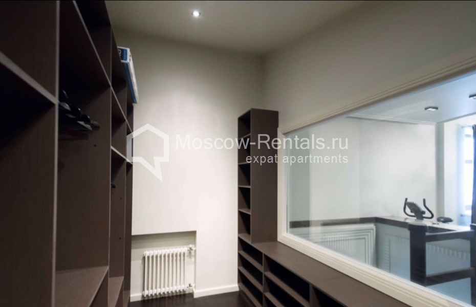 Photo #16 4-room (3 BR) apartment for <a href="http://moscow-rentals.ru/en/articles/long-term-rent" target="_blank">a long-term</a> rent
 in Russia, Moscow, 1st Goncharnyi lane, 7