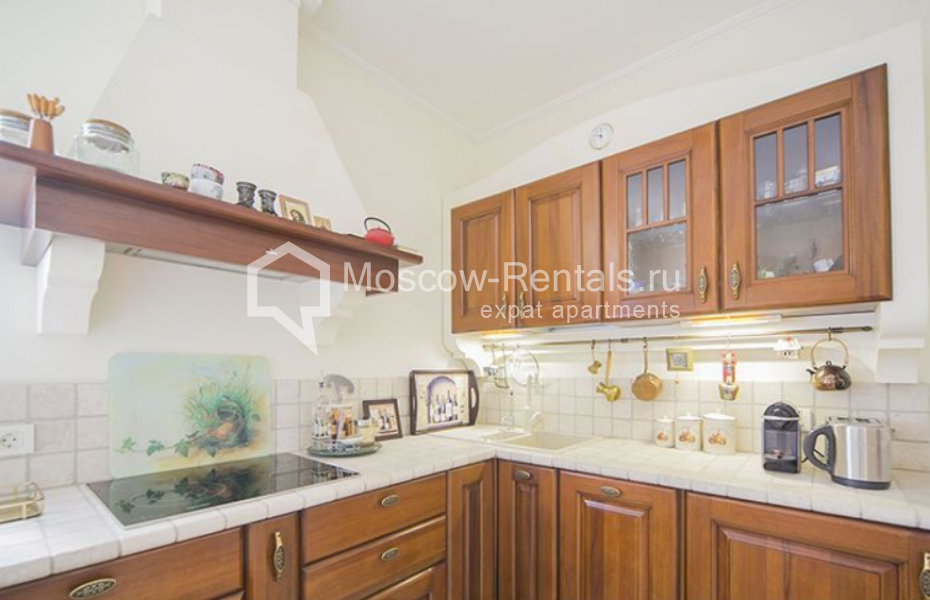 Фото №5 3-комн. кв. в аренду на длительный срок в Россия, Москва, Яковоапостольский пер, 9 С 2