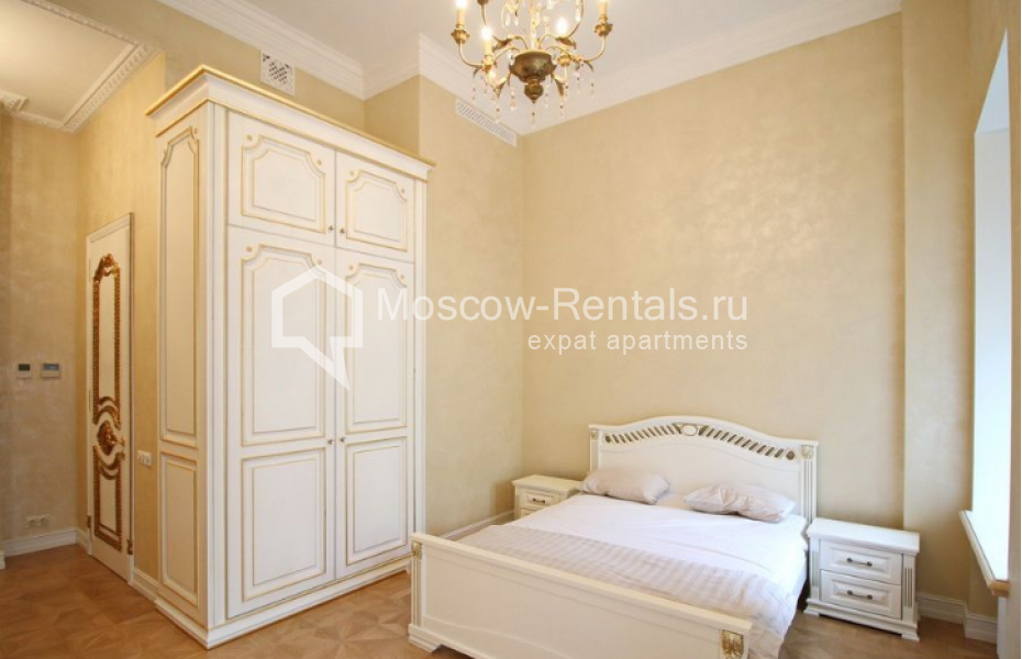Photo #6 3-room (2 BR) apartment for <a href="http://moscow-rentals.ru/en/articles/long-term-rent" target="_blank">a long-term</a> rent
 in Russia, Moscow, Milutinsky lane, 3