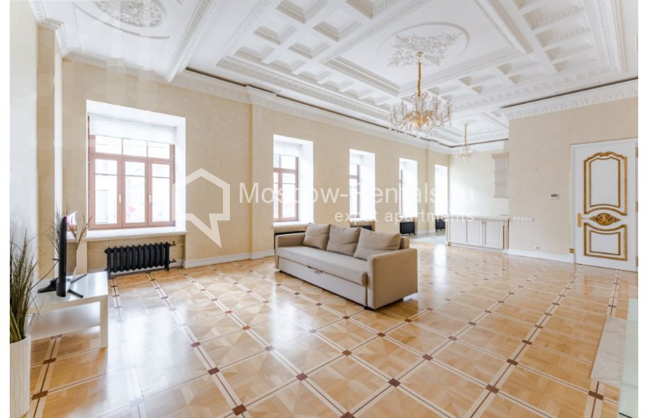Photo #1 3-room (2 BR) apartment for <a href="http://moscow-rentals.ru/en/articles/long-term-rent" target="_blank">a long-term</a> rent
 in Russia, Moscow, Milutinsky lane, 3