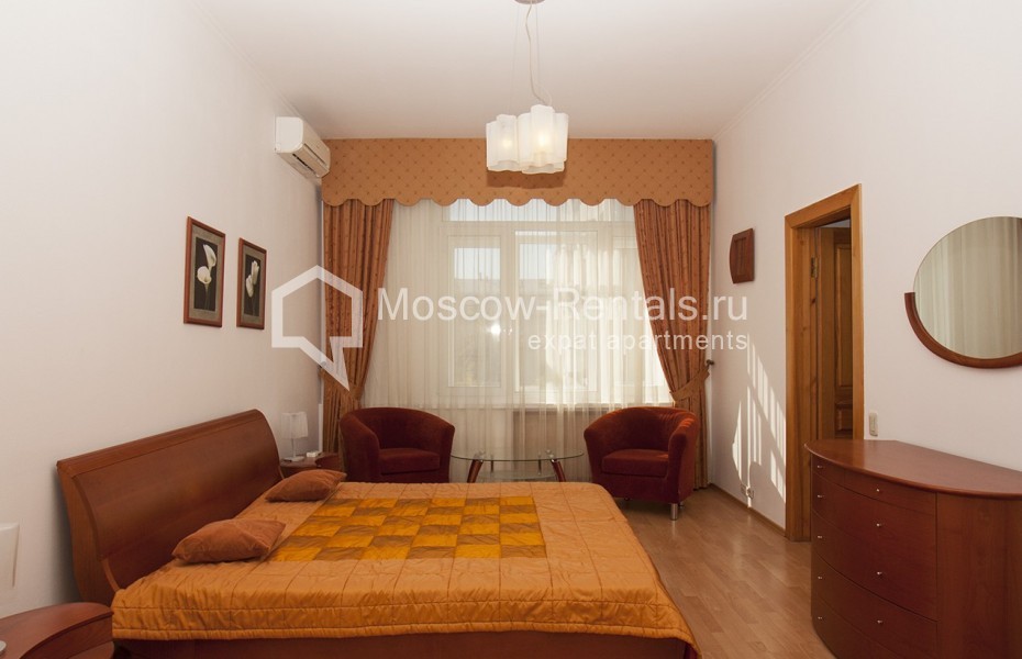 Photo #3 6-room (5 BR) apartment for <a href="http://moscow-rentals.ru/en/articles/long-term-rent" target="_blank">a long-term</a> rent
 in Russia, Moscow, Dolgorukovskaya str, 29