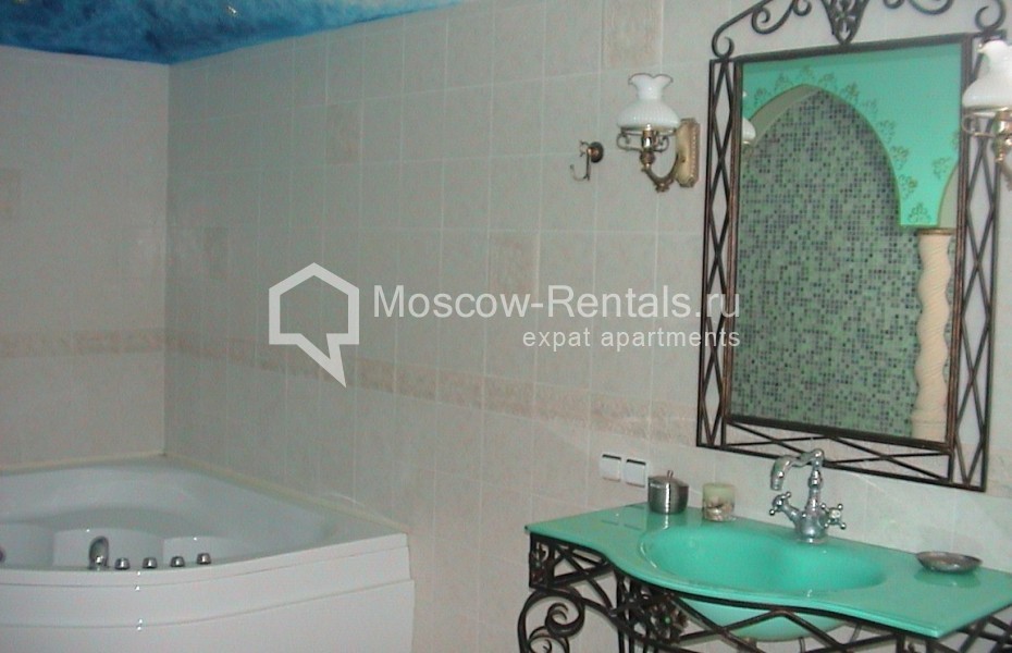 Photo #8 House for <a href="http://moscow-rentals.ru/en/articles/long-term-rent" target="_blank">a long-term</a> rent
 in Russia, Moscow, Moscow region, Shchelkovsky district, New Sloboda village