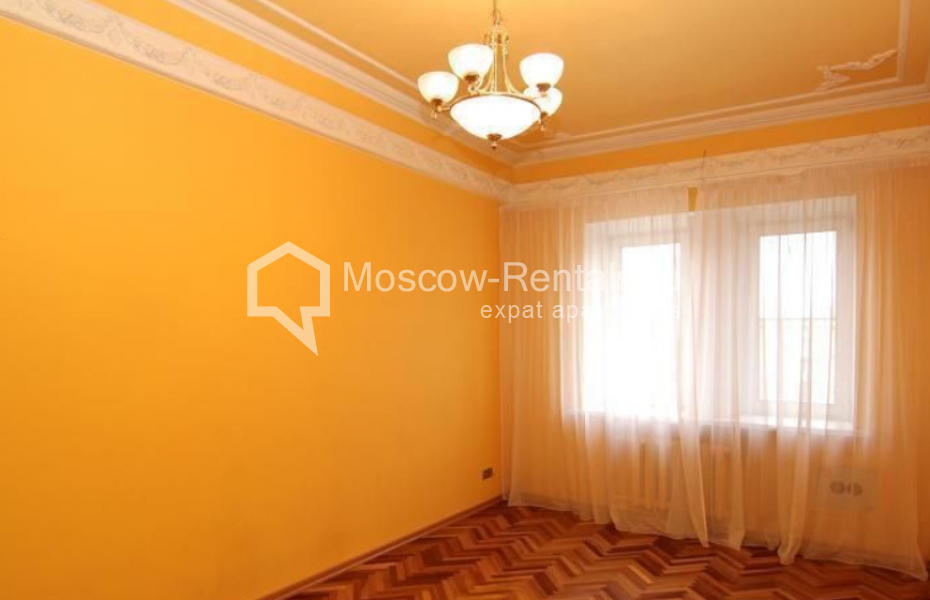 Photo #7 3-room (2 BR) apartment for <a href="http://moscow-rentals.ru/en/articles/long-term-rent" target="_blank">a long-term</a> rent
 in Russia, Moscow, Myasnitskaya str, 40 А