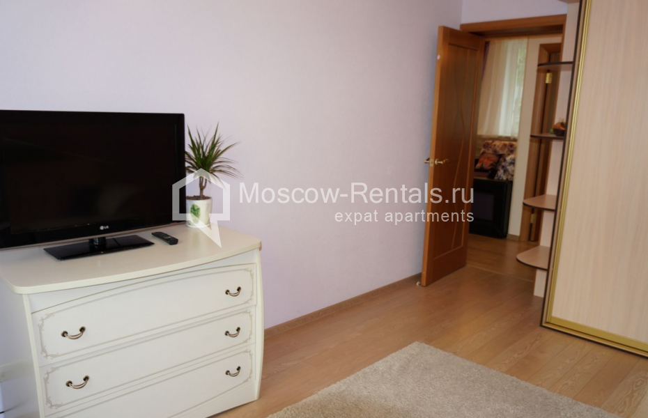Photo #8 3-room (2 BR) apartment for <a href="http://moscow-rentals.ru/en/articles/long-term-rent" target="_blank">a long-term</a> rent
 in Russia, Moscow, Chistoprudnyi blv, 12 К 2