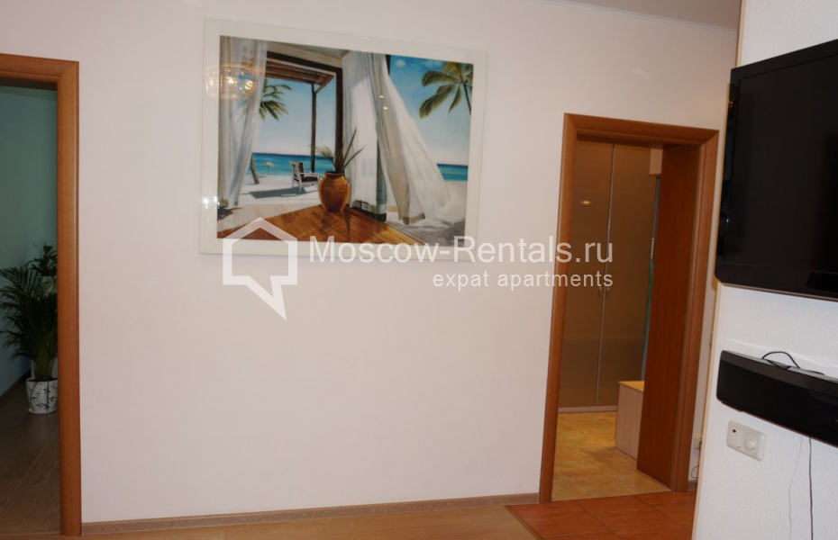 Photo #12 3-room (2 BR) apartment for <a href="http://moscow-rentals.ru/en/articles/long-term-rent" target="_blank">a long-term</a> rent
 in Russia, Moscow, Chistoprudnyi blv, 12 К 2