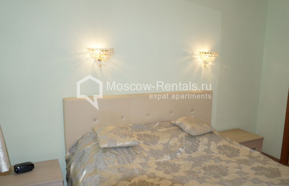 Photo #9 3-room (2 BR) apartment for <a href="http://moscow-rentals.ru/en/articles/long-term-rent" target="_blank">a long-term</a> rent
 in Russia, Moscow, Chistoprudnyi blv, 12 К 2