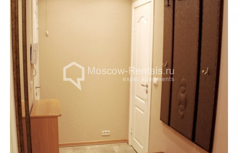 Photo #2 3-room (2 BR) apartment for <a href="http://moscow-rentals.ru/en/articles/long-term-rent" target="_blank">a long-term</a> rent
 in Russia, Moscow, Bolshoi Sergievsky lane, 17 / 20