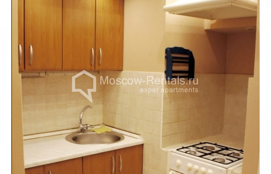 Photo #5 3-room (2 BR) apartment for <a href="http://moscow-rentals.ru/en/articles/long-term-rent" target="_blank">a long-term</a> rent
 in Russia, Moscow, Bolshoi Sergievsky lane, 17 / 20