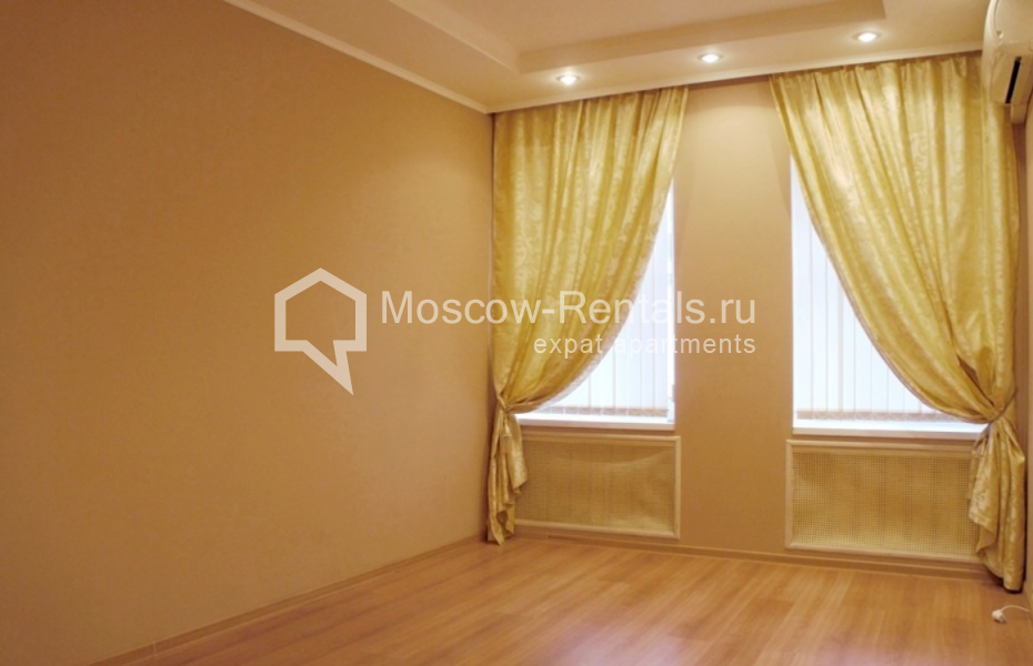 Photo #11 3-room (2 BR) apartment for <a href="http://moscow-rentals.ru/en/articles/long-term-rent" target="_blank">a long-term</a> rent
 in Russia, Moscow, Bolshoi Sergievsky lane, 17 / 20