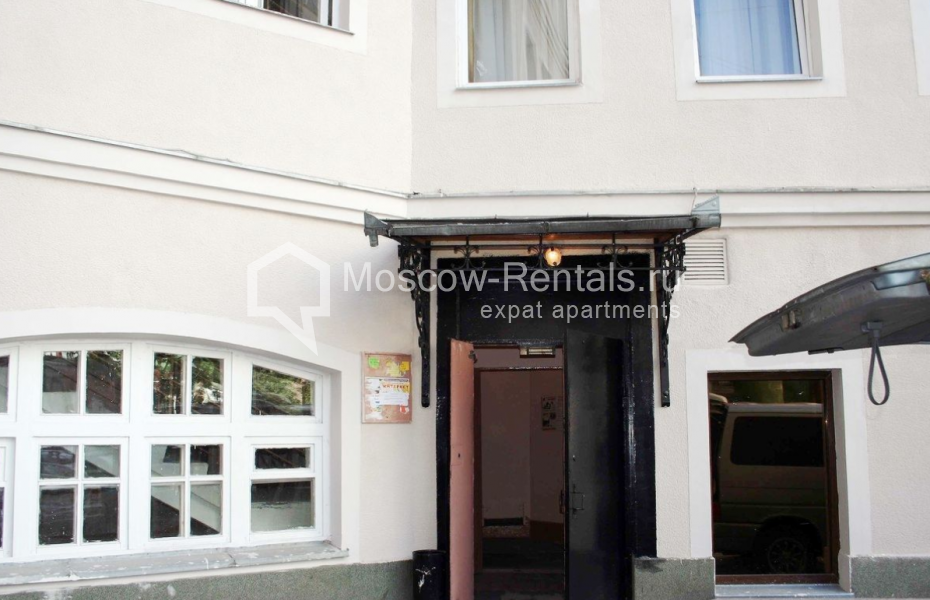 Photo #10 3-room (2 BR) apartment for <a href="http://moscow-rentals.ru/en/articles/long-term-rent" target="_blank">a long-term</a> rent
 in Russia, Moscow, Trubnaya str, 22/1