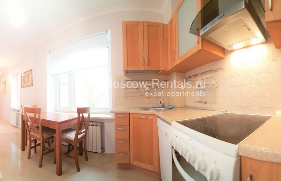 Photo #13 3-room (2 BR) apartment for <a href="http://moscow-rentals.ru/en/articles/long-term-rent" target="_blank">a long-term</a> rent
 in Russia, Moscow, Durasovsky lane, 9