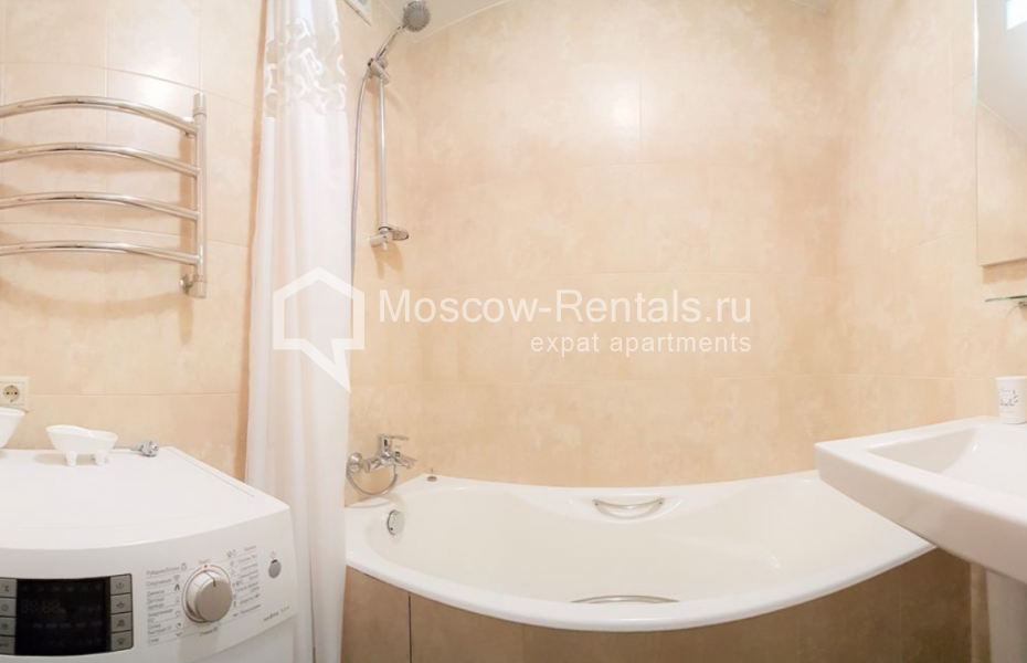 Photo #17 3-room (2 BR) apartment for <a href="http://moscow-rentals.ru/en/articles/long-term-rent" target="_blank">a long-term</a> rent
 in Russia, Moscow, Durasovsky lane, 9