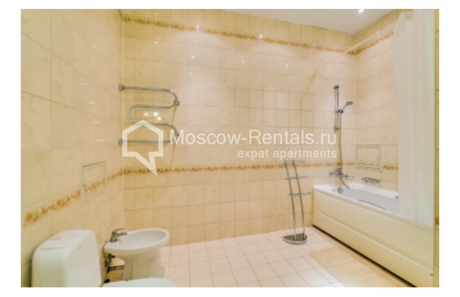 Photo #8 3-room (2 BR) apartment for <a href="http://moscow-rentals.ru/en/articles/long-term-rent" target="_blank">a long-term</a> rent
 in Russia, Moscow, Novocheremushinskaya str, 71/32