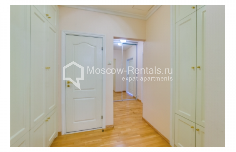 Photo #14 3-room (2 BR) apartment for <a href="http://moscow-rentals.ru/en/articles/long-term-rent" target="_blank">a long-term</a> rent
 in Russia, Moscow, Novocheremushinskaya str, 71/32