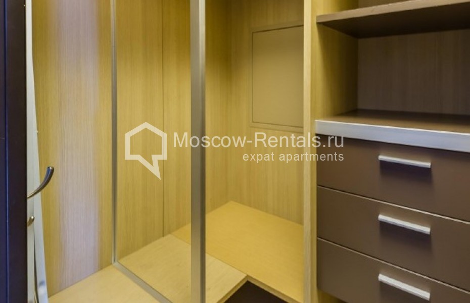 Photo #20 5-room (4 BR) apartment for <a href="http://moscow-rentals.ru/en/articles/long-term-rent" target="_blank">a long-term</a> rent
 in Russia, Moscow, Maly Kakovinsky lane, 8