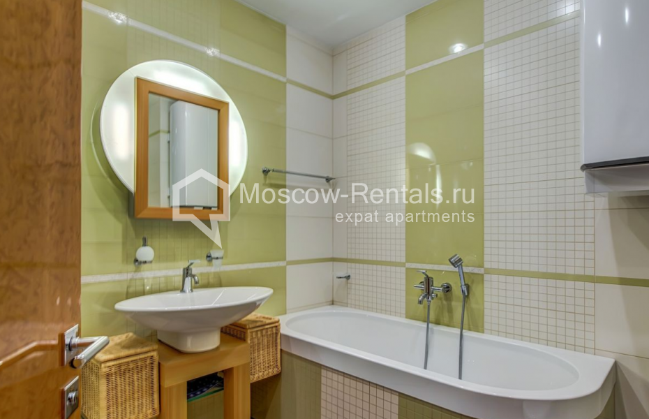 Photo #6 4-room (3 BR) apartment for <a href="http://moscow-rentals.ru/en/articles/long-term-rent" target="_blank">a long-term</a> rent
 in Russia, Moscow, 1st Tverskoy-Yamskoy lane, 11