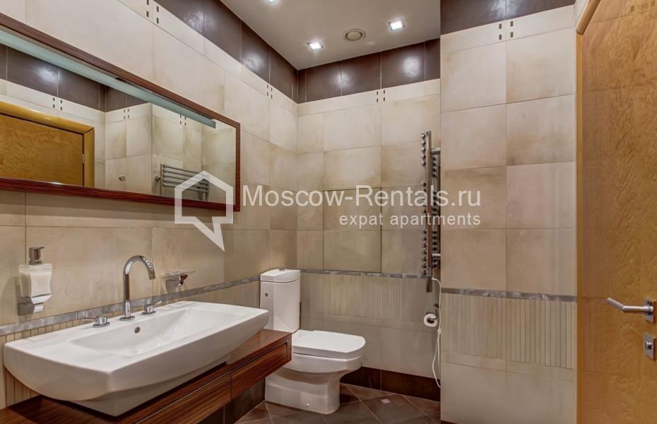 Photo #8 4-room (3 BR) apartment for <a href="http://moscow-rentals.ru/en/articles/long-term-rent" target="_blank">a long-term</a> rent
 in Russia, Moscow, 1st Tverskoy-Yamskoy lane, 11