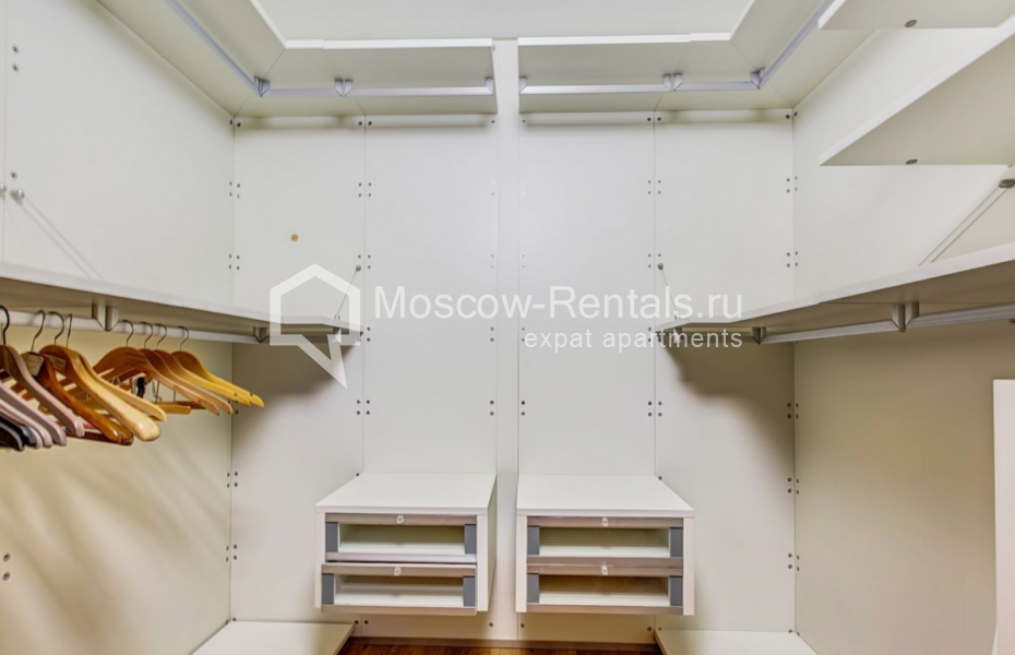 Photo #10 4-room (3 BR) apartment for <a href="http://moscow-rentals.ru/en/articles/long-term-rent" target="_blank">a long-term</a> rent
 in Russia, Moscow, 1st Tverskoy-Yamskoy lane, 11