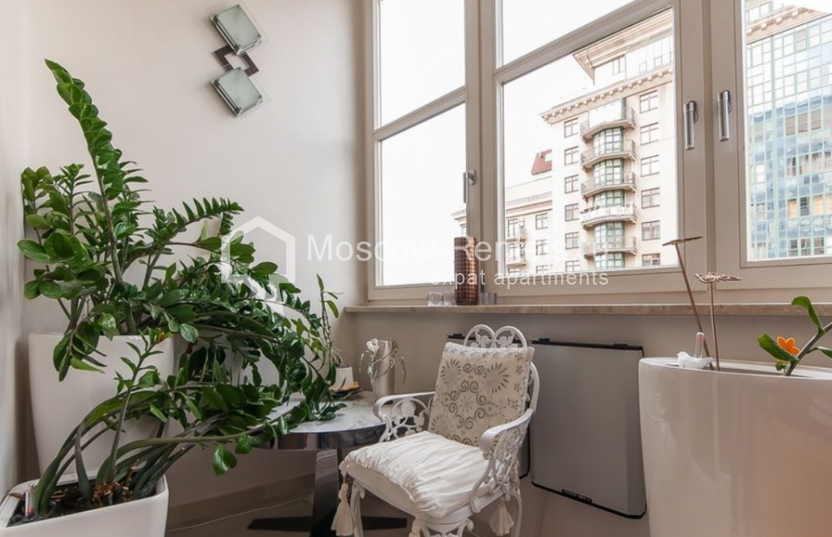 Photo #12 4-room (3 BR) apartment for <a href="http://moscow-rentals.ru/en/articles/long-term-rent" target="_blank">a long-term</a> rent
 in Russia, Moscow, Aleksandra Nevskogo str, 27