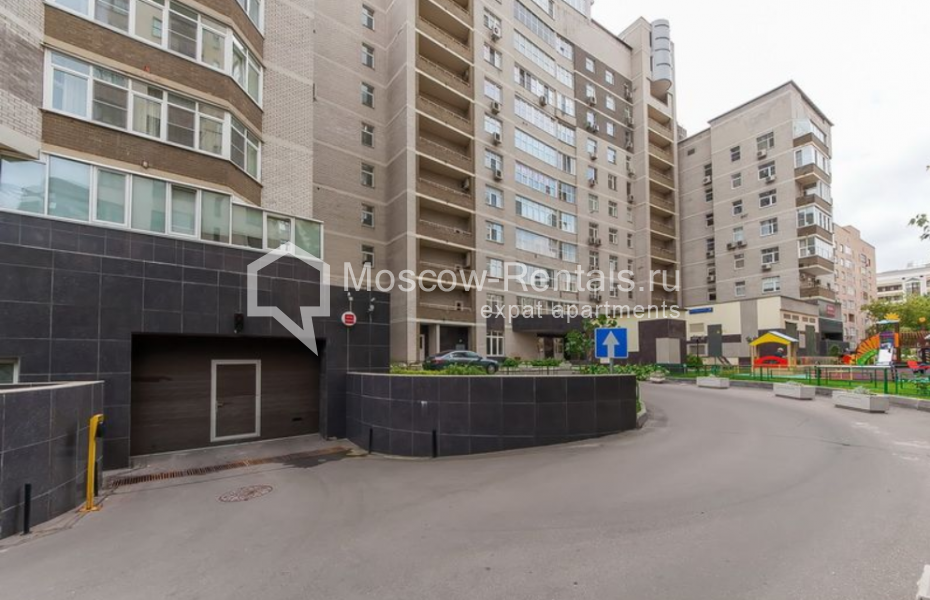 Photo #38 4-room (3 BR) apartment for <a href="http://moscow-rentals.ru/en/articles/long-term-rent" target="_blank">a long-term</a> rent
 in Russia, Moscow, Aleksandra Nevskogo str, 27