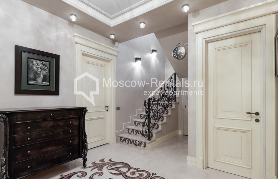 Photo #5 5-room (4 BR) apartment for <a href="http://moscow-rentals.ru/en/articles/long-term-rent" target="_blank">a long-term</a> rent
 in Russia, Moscow, Bolshoi Palashevskyi lane, 1С2