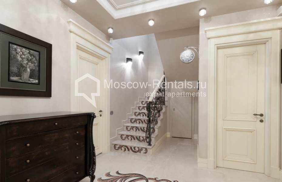 Photo #6 5-room (4 BR) apartment for <a href="http://moscow-rentals.ru/en/articles/long-term-rent" target="_blank">a long-term</a> rent
 in Russia, Moscow, Bolshoi Palashevskyi lane, 1С2
