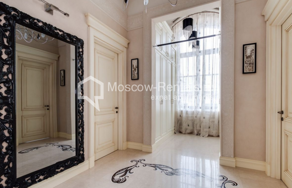 Photo #28 5-room (4 BR) apartment for <a href="http://moscow-rentals.ru/en/articles/long-term-rent" target="_blank">a long-term</a> rent
 in Russia, Moscow, Bolshoi Palashevskyi lane, 1С2