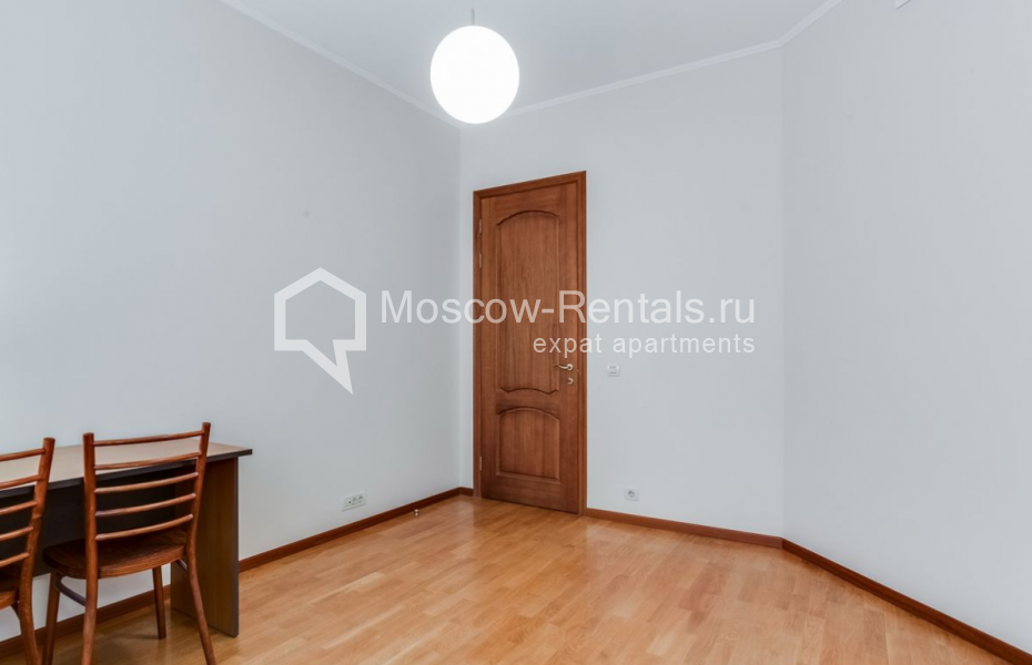 Photo #6 3-room (2 BR) apartment for <a href="http://moscow-rentals.ru/en/articles/long-term-rent" target="_blank">a long-term</a> rent
 in Russia, Moscow, Trubnikovskyi lane, 13 С 1