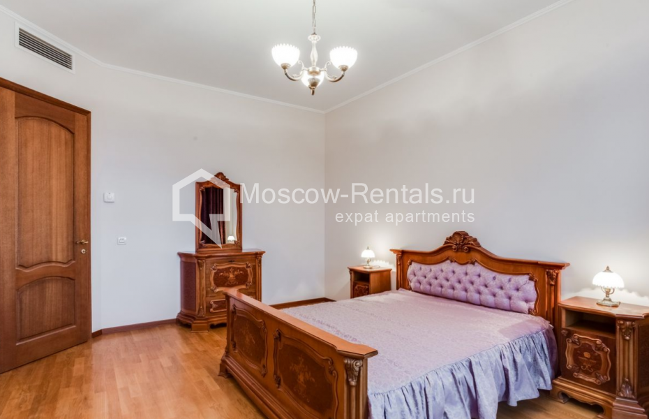 Photo #8 3-room (2 BR) apartment for <a href="http://moscow-rentals.ru/en/articles/long-term-rent" target="_blank">a long-term</a> rent
 in Russia, Moscow, Trubnikovskyi lane, 13 С 1